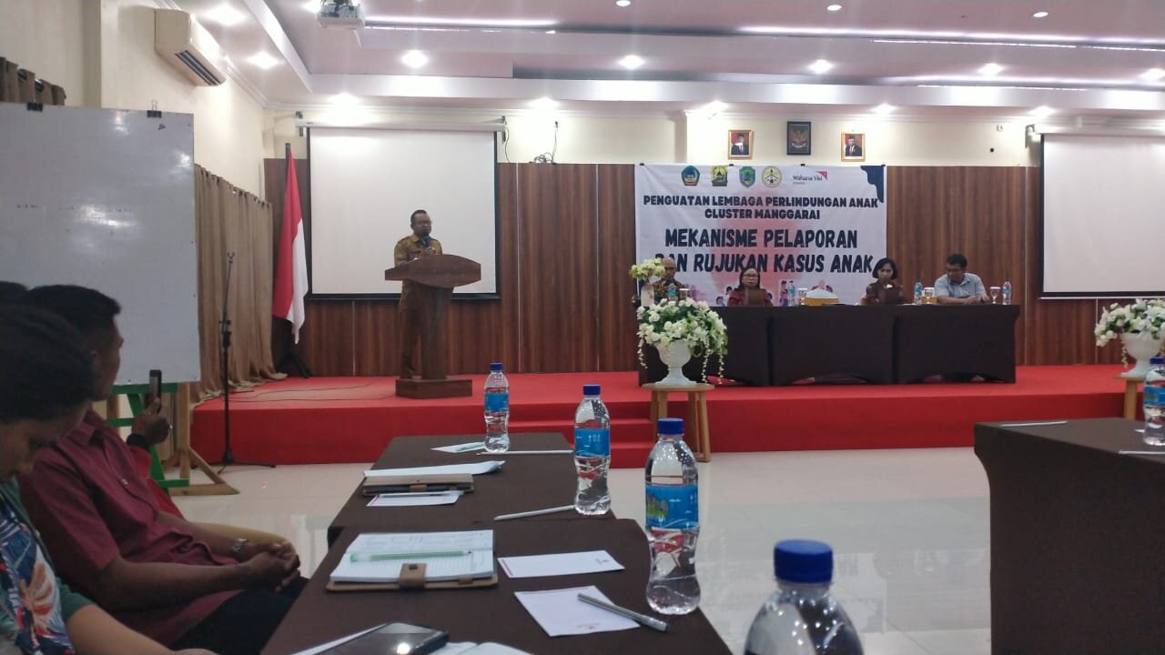 Kadis Sosial Kabupaten Manggarai Barat Membuka Kegiatan Penguatan P2TP2A